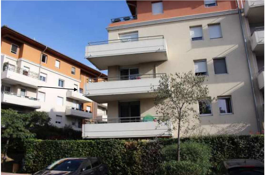 Vente aux enchères d'un appartement T3 avec parking à Marseille 14ème