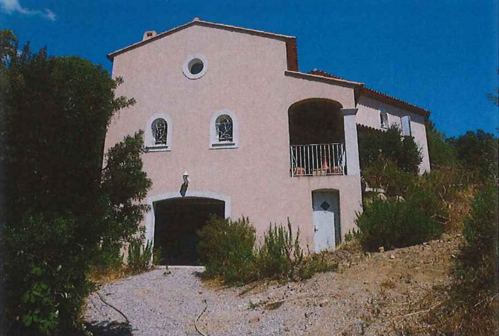 MAISON A USAGE D'HABITATION (184,45 m²)   CAVALAIRE SUR MER (83240)