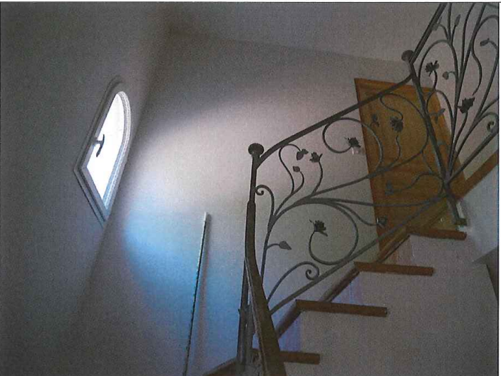 MAISON A USAGE D'HABITATION (184,45 m²)   CAVALAIRE SUR MER (83240)